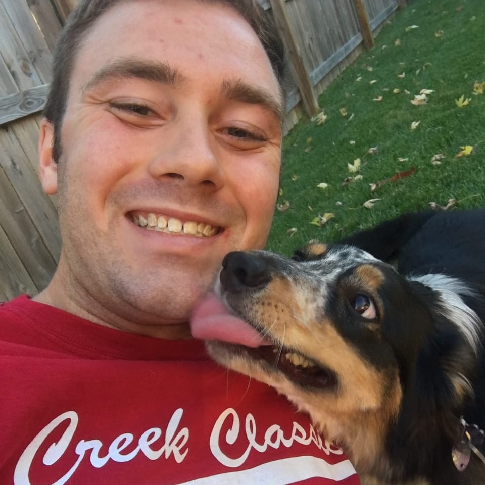 Book Services in Centerville, OH with Victor P (VICTOR35507)