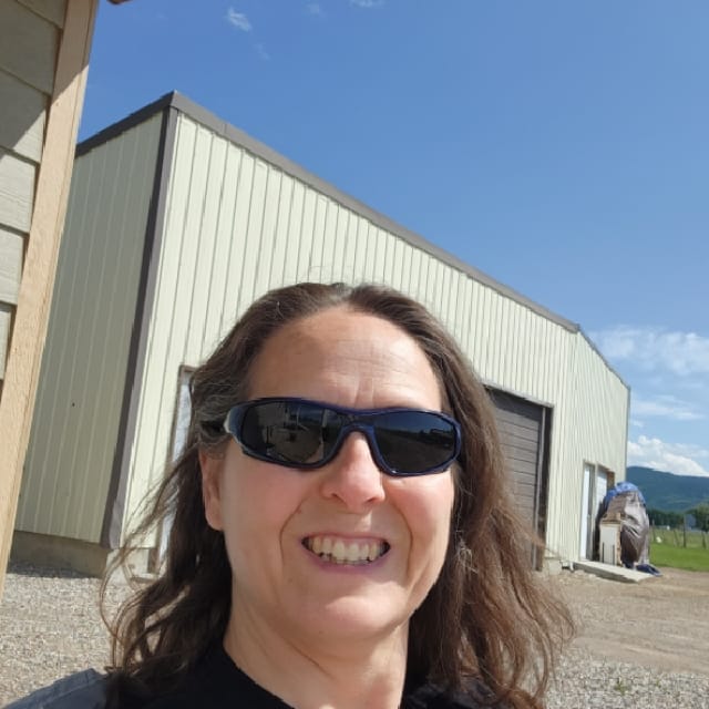 Book Services in Afton, WY with April B (APRIL16335)