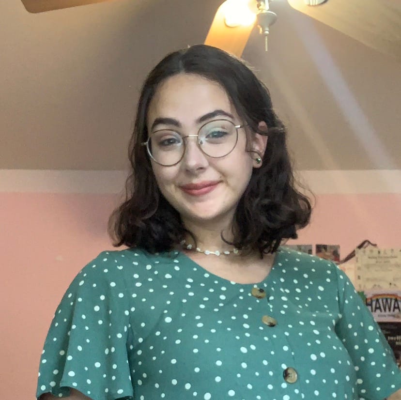 Book Services in Lutherville Timonium, MD with Emily P (EMILY923780)