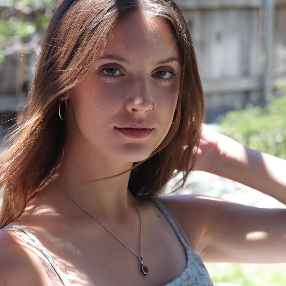 Book Services in Yuba City, CA with Olivia S (OLIVIA74889)