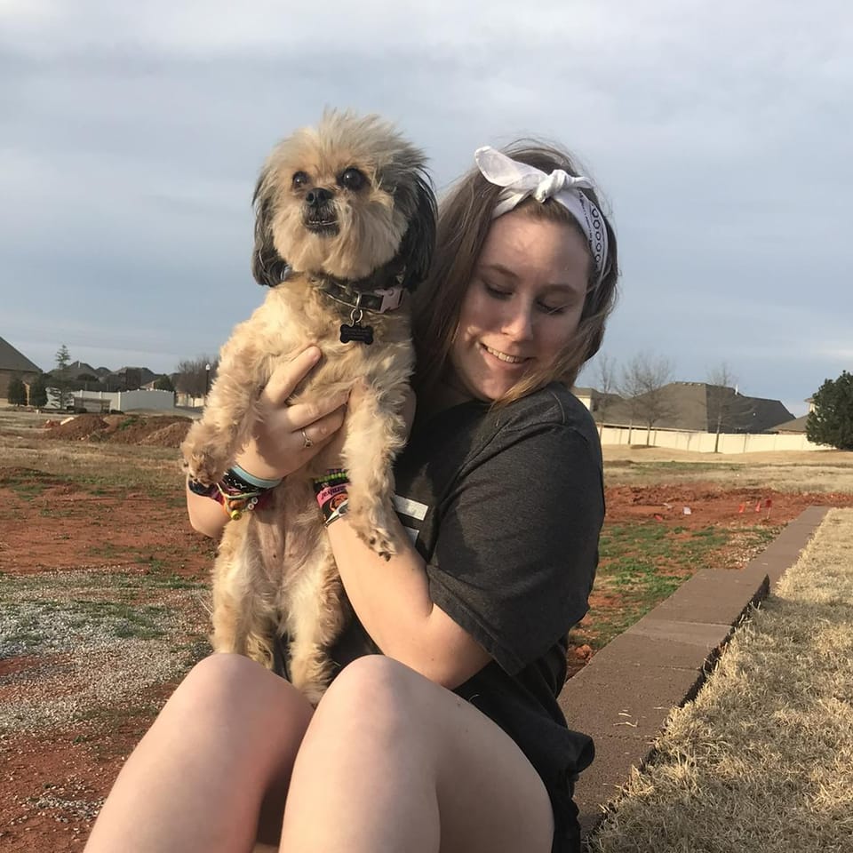 Book Services in Edmond, OK with Emma S (EMMA30545)