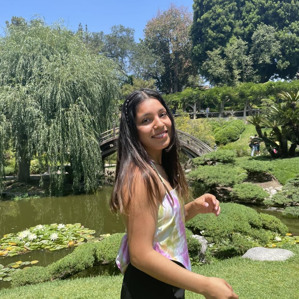 Book Services in Yorba Linda, CA with Isabella E (ISABELLA09076)