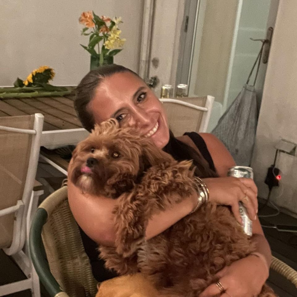 Book Services in Brooklyn, NY with Hannah F (HANNAH76674)